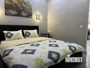 1-к квартира, посуточно, 37м2, 22/32 этаж