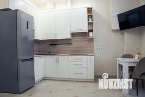 Студия квартира, посуточно, 34м2, 1/18 этаж