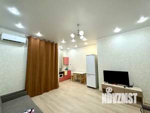 Студия квартира, посуточно, 42м2, 3/15 этаж