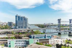 1-к квартира, посуточно, 35м2, 13/26 этаж