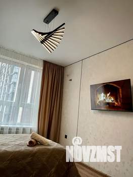 1-к квартира, посуточно, 40м2, 9/9 этаж