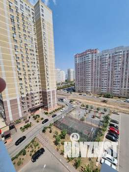 Студия квартира, посуточно, 26м2, 10/25 этаж