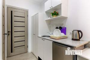 Студия квартира, посуточно, 12м2, 1/5 этаж