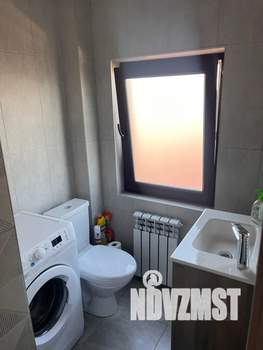 Студия квартира, посуточно, 34м2, 3/3 этаж