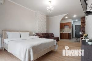 Студия квартира, посуточно, 35м2, 3/17 этаж
