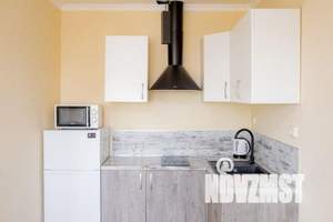 1-к квартира, посуточно, 35м2, 16/22 этаж