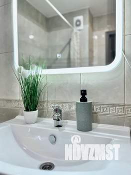 1-к квартира, посуточно, 37м2, 6/17 этаж