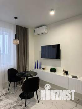 Студия квартира, посуточно, 30м2, 16/24 этаж