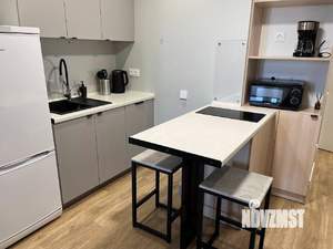 Студия квартира, посуточно, 28м2, 19/24 этаж