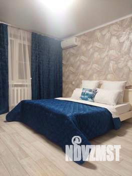 1-к квартира, посуточно, 54м2, 1/1 этаж