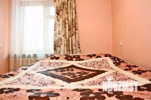 2-к квартира, посуточно, 44м2, 1/1 этаж