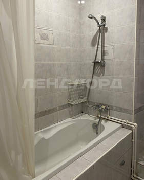 3-к квартира, на длительный срок, 100м2, 4/5 этаж