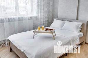 1-к квартира, посуточно, 40м2, 8/24 этаж