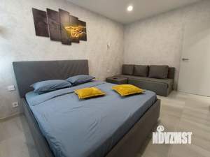 Студия квартира, посуточно, 35м2, 4/25 этаж