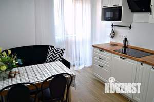 1-к квартира, посуточно, 45м2, 1/1 этаж