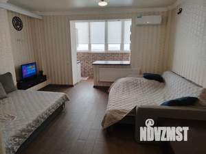 Студия квартира, посуточно, 34м2, 15/18 этаж