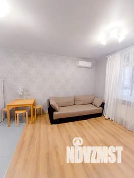 Студия квартира, посуточно, 30м2, 2/20 этаж