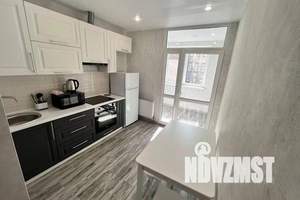 1-к квартира, посуточно, 42м2, 4/25 этаж