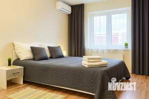 1-к квартира, посуточно, 39м2, 10/18 этаж