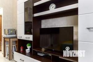 Студия квартира, посуточно, 25м2, 3/20 этаж