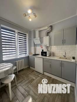 2-к квартира, посуточно, 45м2, 1/3 этаж