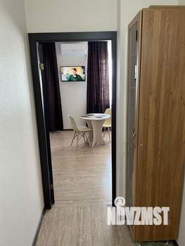 Студия квартира, посуточно, 30м2, 12/17 этаж