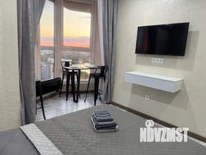 Студия квартира, посуточно, 20м2, 24/24 этаж