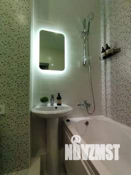 Студия квартира, посуточно, 35м2, 21/24 этаж