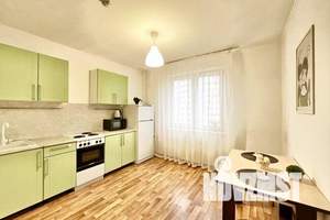 1-к квартира, посуточно, 39м2, 8/18 этаж