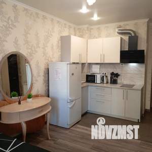 Студия квартира, посуточно, 38м2, 5/24 этаж