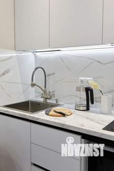 Студия квартира, посуточно, 30м2, 11/24 этаж