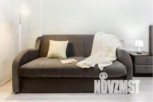 1-к квартира, посуточно, 37м2, 13/23 этаж