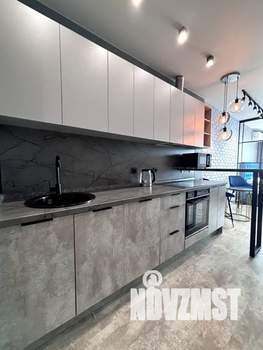 Студия квартира, посуточно, 28м2, 15/25 этаж