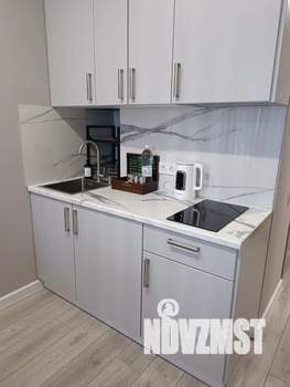 Студия квартира, посуточно, 30м2, 15/24 этаж