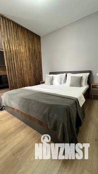 Студия квартира, посуточно, 38м2, 2/25 этаж
