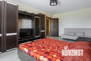 1-к квартира, посуточно, 37м2, 8/10 этаж