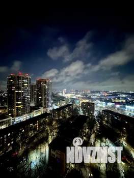 Студия квартира, посуточно, 38м2, 18/24 этаж