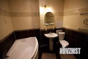 1-к квартира, посуточно, 65м2, 1/1 этаж