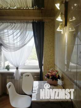 1-к квартира, посуточно, 33м2, 6/9 этаж