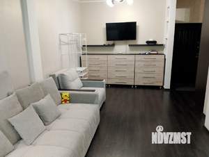 Студия квартира, на длительный срок, 39м2, 4/4 этаж