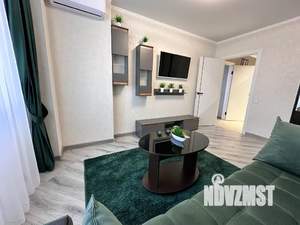 1-к квартира, посуточно, 40м2, 18/19 этаж