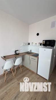 Студия квартира, посуточно, 25м2, 18/25 этаж