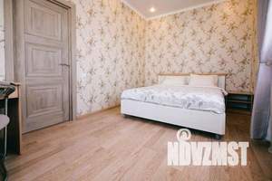 2-к квартира, посуточно, 55м2, 7/20 этаж