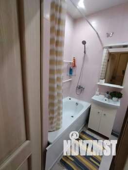 Студия квартира, посуточно, 27м2, 10/17 этаж