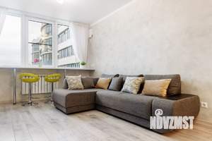 2-к квартира, посуточно, 52м2, 23/32 этаж