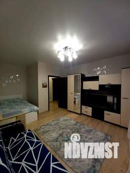 1-к квартира, посуточно, 40м2, 7/17 этаж