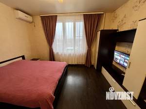 Студия квартира, посуточно, 25м2, 1/17 этаж