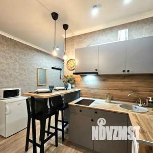 Студия квартира, посуточно, 30м2, 4/6 этаж