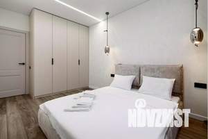 1-к квартира, посуточно, 38м2, 13/18 этаж