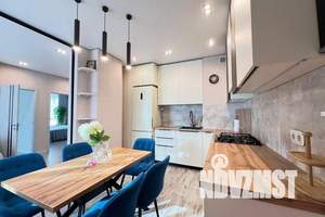 2-к квартира, посуточно, 75м2, 7/24 этаж